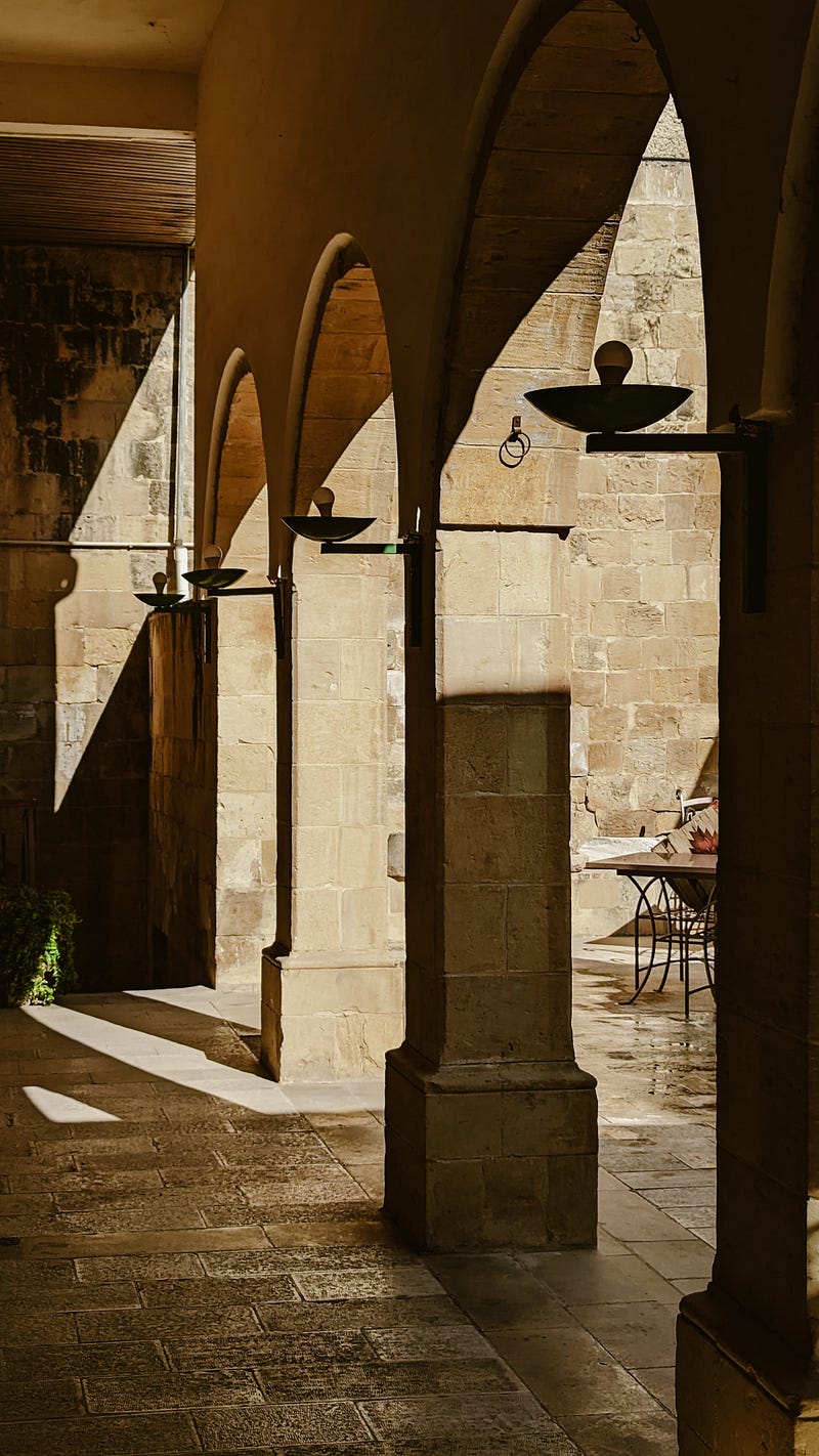 The Small Business Owner’s Dilemma: 401(k) vs SIMPLE IRA Comparison